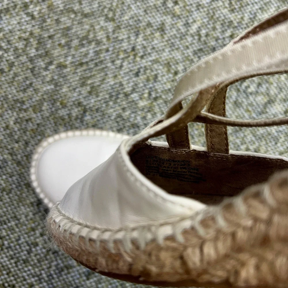 Kenneth Cole Reaction Elastic Wedge Women 6 White Strappy Espadrille
